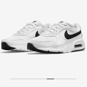 Nike Women's Air Max SC White and Black Sneakers